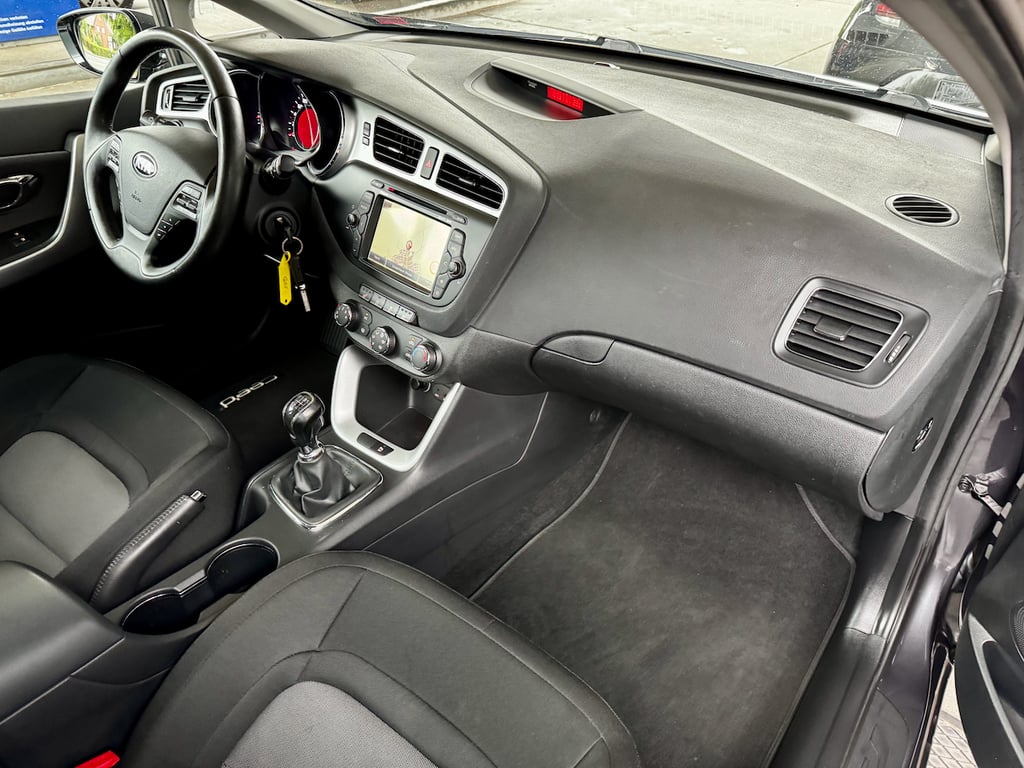 Auto Abo Foto Nummer 4 von 19