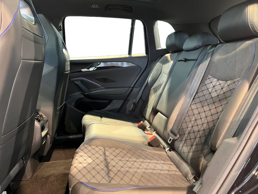 Auto Abo Foto Nummer 7 von 20