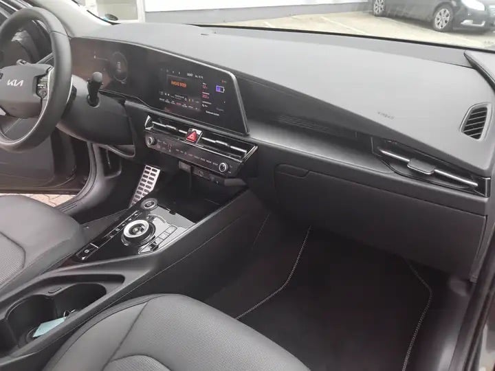 Auto Abo Foto Nummer 3 von 9