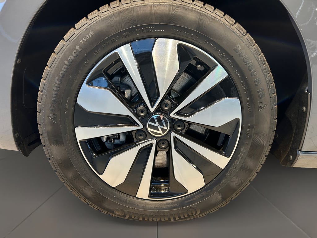 Auto Abo Foto Nummer 8 von 16