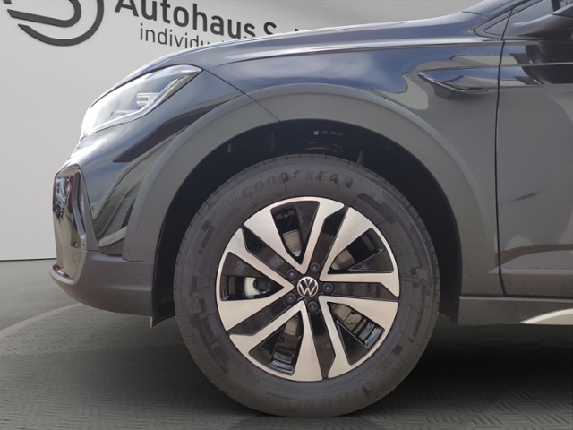 Auto Abo Foto Nummer 9 von 17