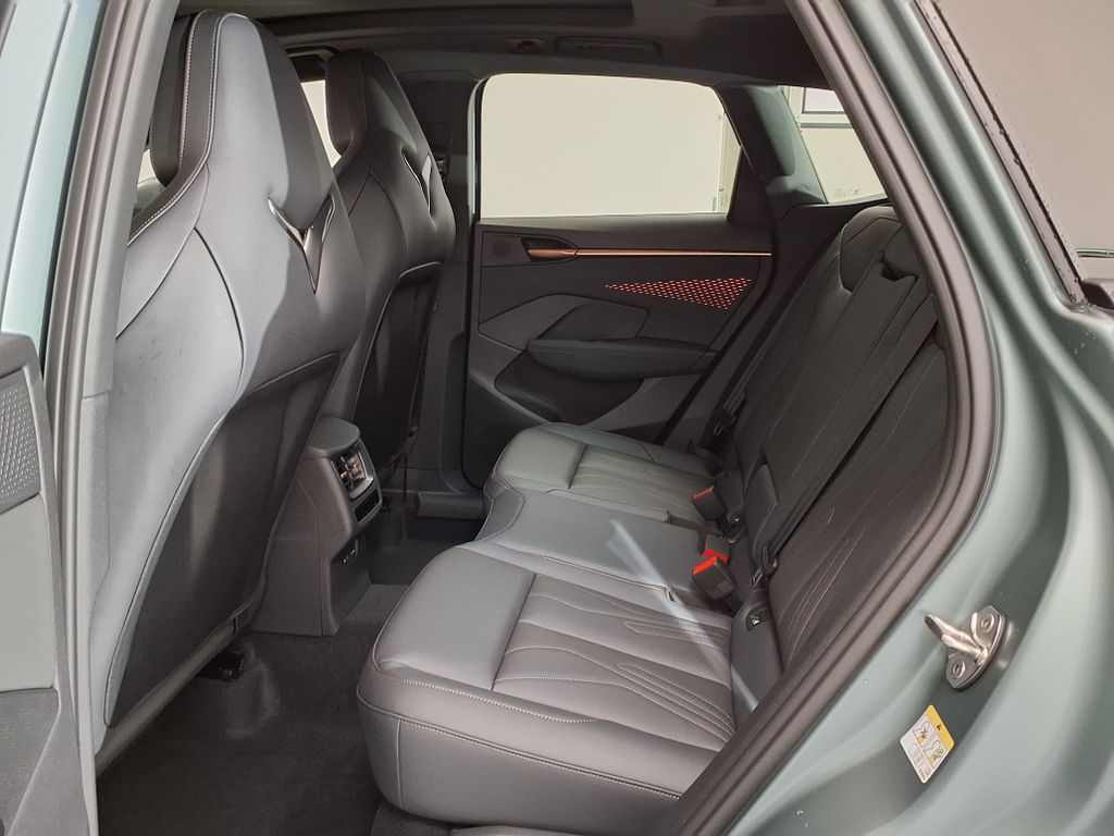 Auto Abo Foto Nummer 10 von 12