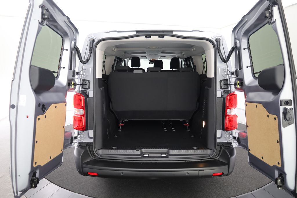 Auto Abo Foto Nummer 7 von 17