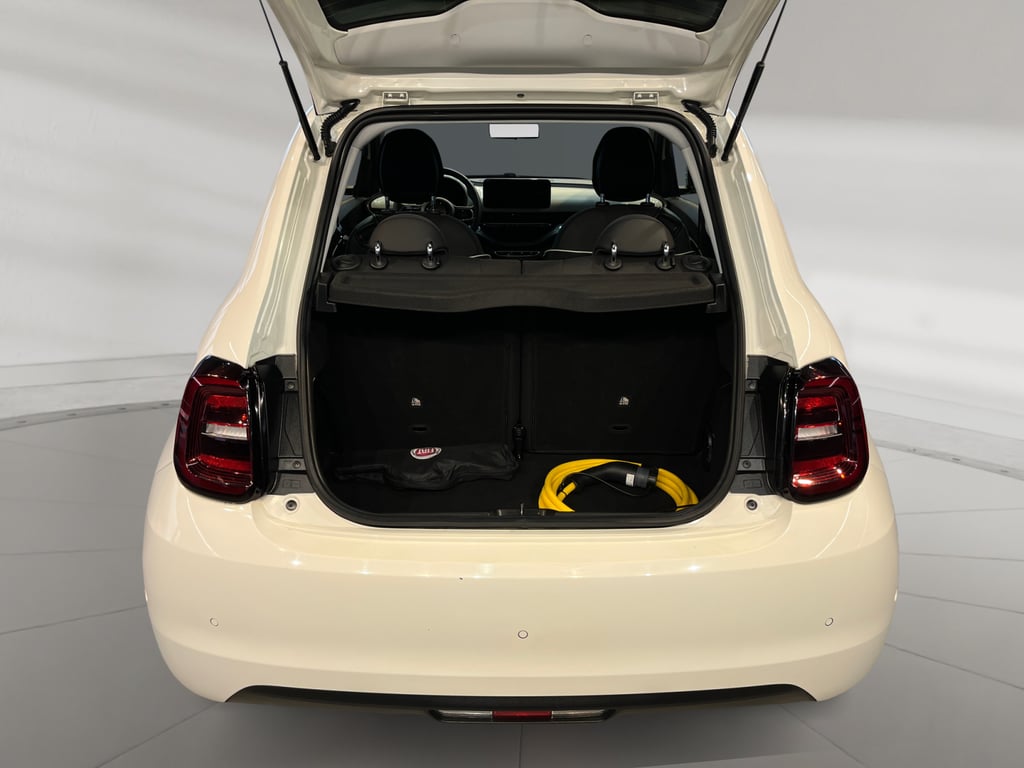 Auto Abo Foto Nummer 12 von 20