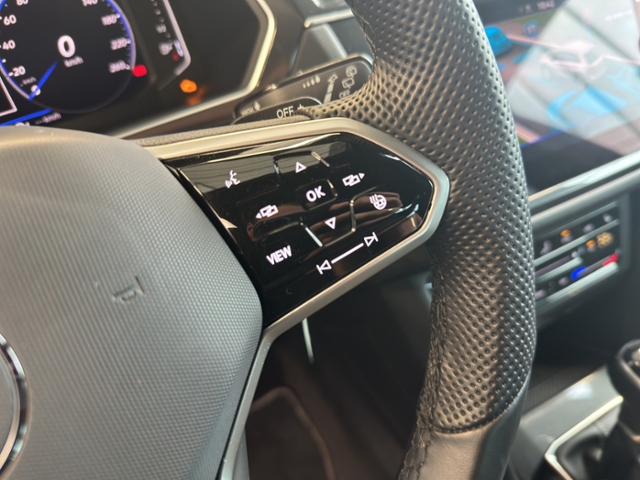 Angebotsdetails Volkswagen Tiguan Grau (Delfingrau Metallic)