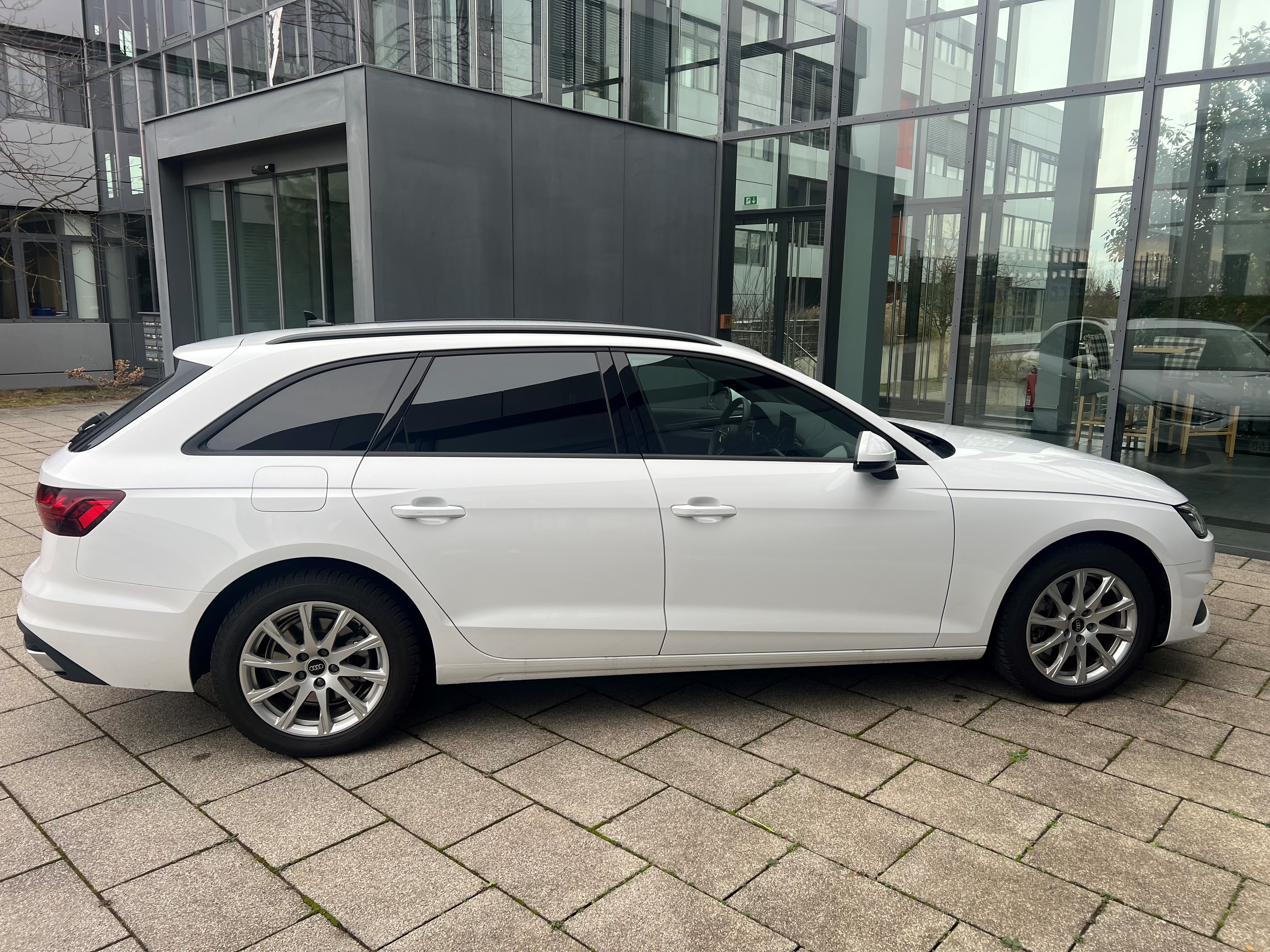 Auto Abo Foto Nummer 3 von 20